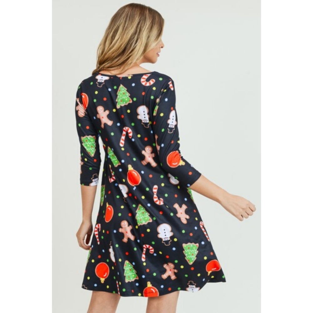 Women's 3/4 Length Sleeve Gingerbread Print Dress - Picture 5 of 9